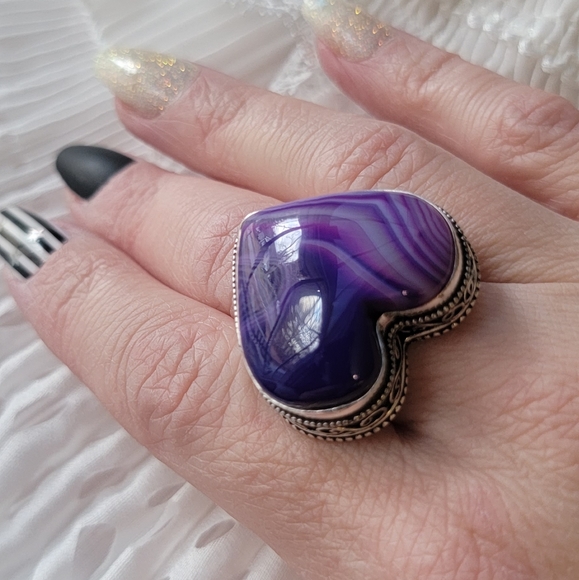 Game of stones Jewelry - New carved Heart Botswana Agate silver .925